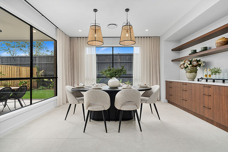 Lot42-OrbitH-Bolton364-5