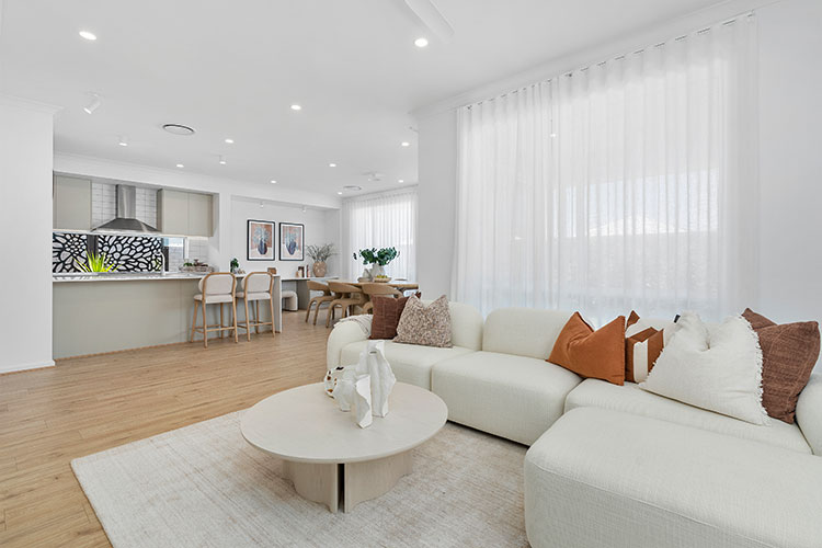 Lot21-SimondsH-Olivine23-3