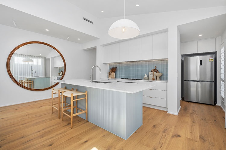 Lot21-SimondsH-Riverway26-5